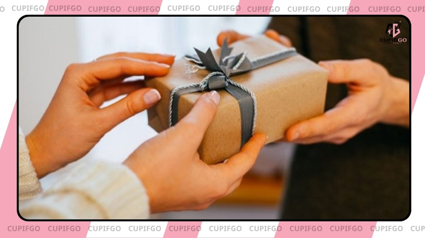 Cách tạo bất ngờ khi tặng quà sinh nhật cho mẹ